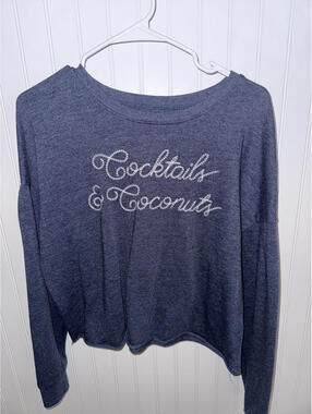 Zoe + Liv Medium Gray Long Sleeve Sweatshirt